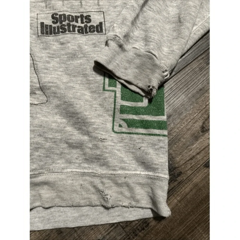 Vintage 90s Sports Illustrated Gray Sweatshirt‎  L Soccer Rare USA Distressed